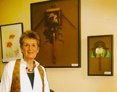 carolyn machado at her Festival of Arts booth